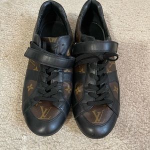 Louis Vuitton mens shoes